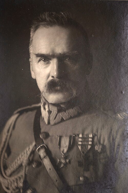 Üçdənizlilik məfkurəsi