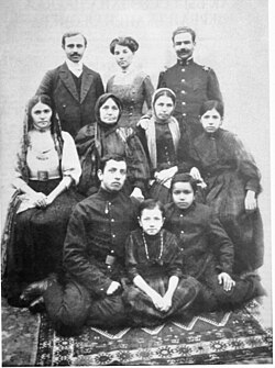 Üzeyir Hacıbəyov ailəsi ilə birgə Şuşada, 1915 год