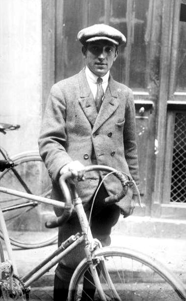 Aleksis Miçiels