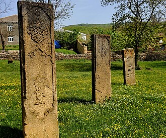 Sixillərin damğaları qəbir daşlarında