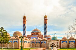 Gəncədə İmamzadə türbəsi
