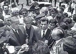 Surət Hüseynov və Heydər Əliyev Bakı şəhərində, 1993