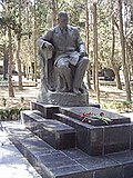 Üzeyir Hacıbəyovun qəbirüstü abidəsi