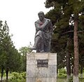 Əli Kərimin heykəli